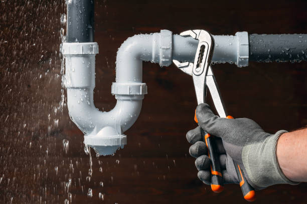 Professional Plumbing technician working in Bay City, TX